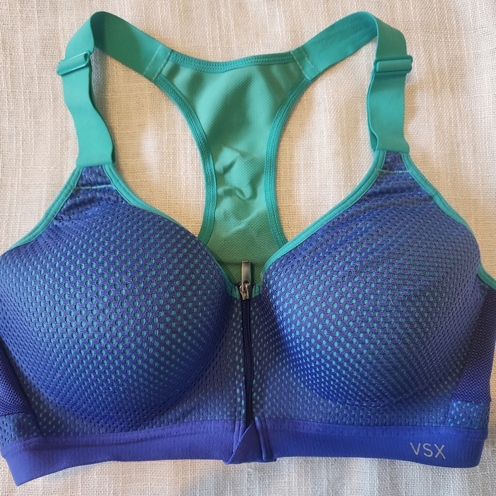 Victoria's Secret X Knockout Front-Close Sports Bra 34C